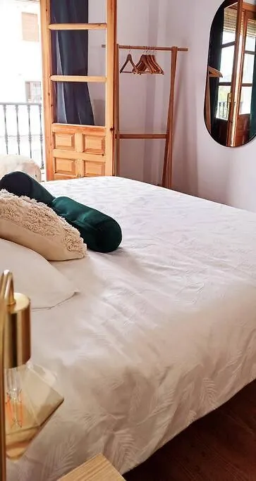Serendipia: Tu Hogar En Este Blanco Pueblo Frigiliana